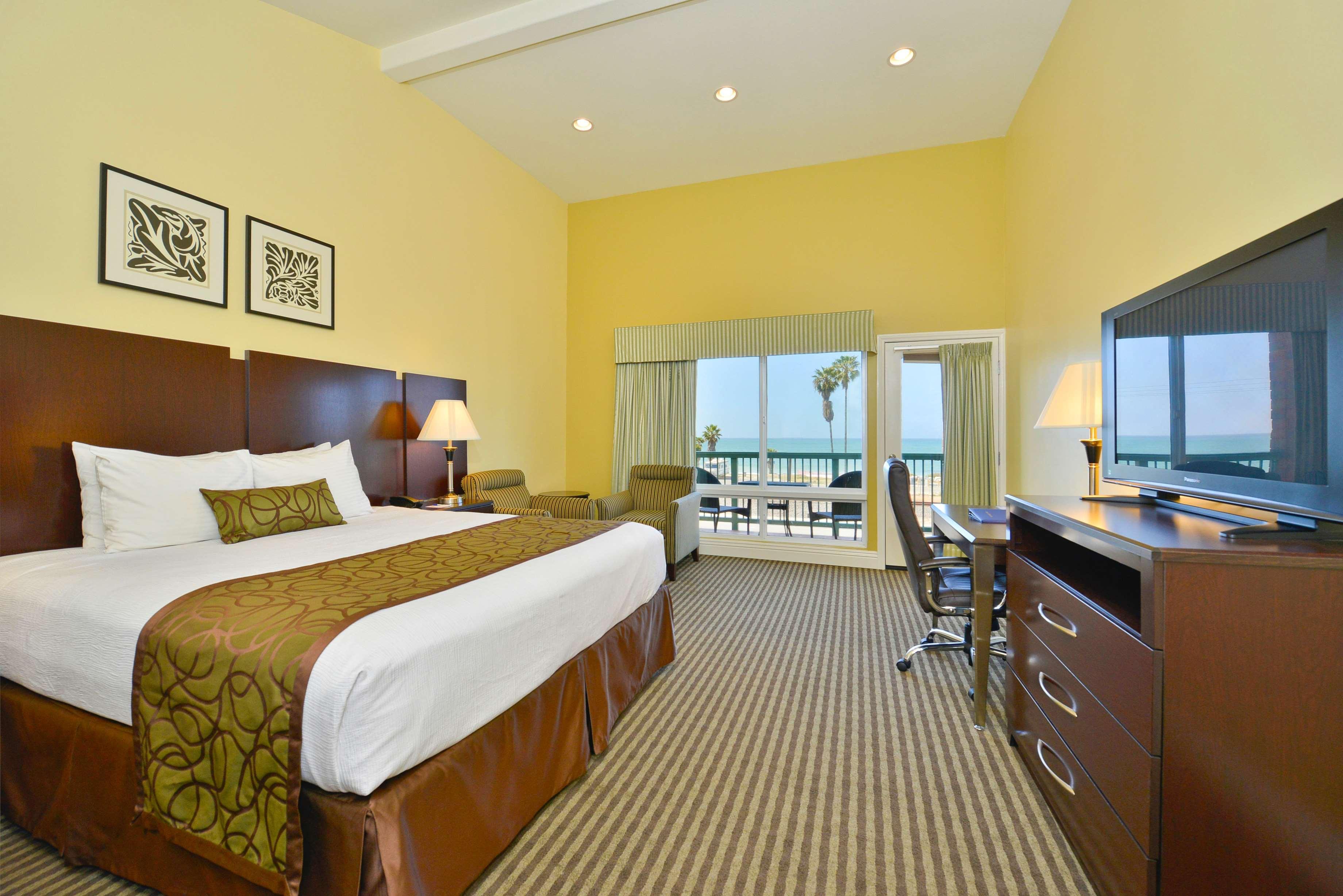 Western Inn-by-the-sea Hotel 3*