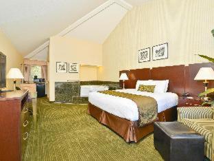 Western Inn-by-the-sea 3*